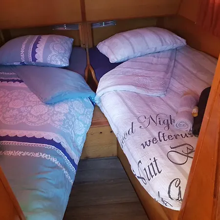 Boat Holidays Botel *